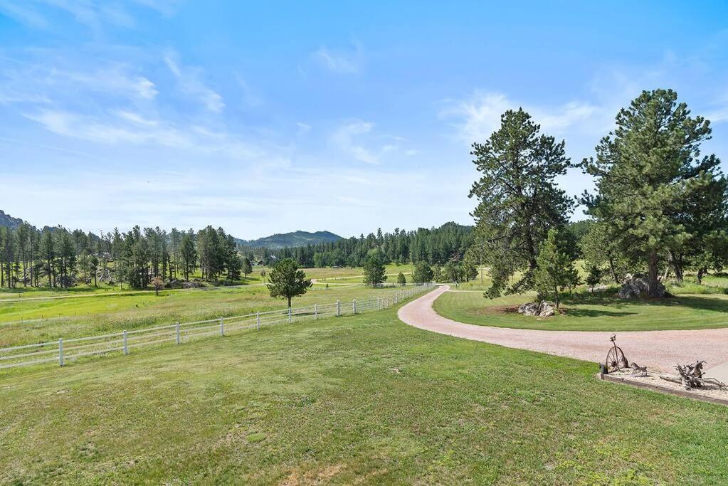 Papa'S Place On Willow Creek Custer Εξωτερικό φωτογραφία